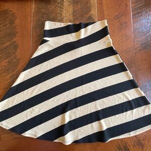 Large black and beige a-line, midi skirt!